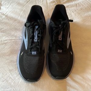 Brooks Launch Running Shoes 9.5 BRAND NEW